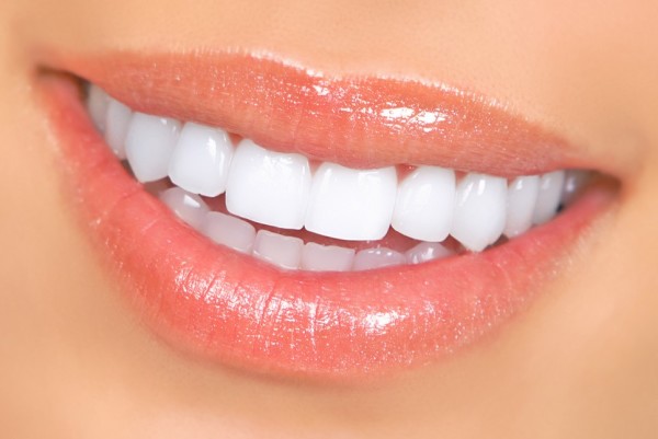 Couronne dentaire Orange - Esthétique dentaire - Dentiste Orange